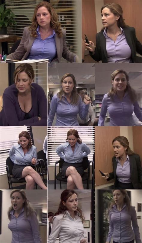 Jenna Fischer Flashes Her Nude Breasts